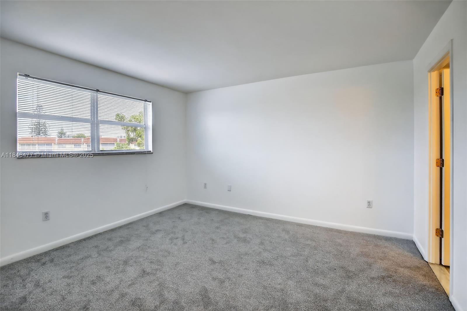 SUNRISE LAKES 73 CONDO - Residential