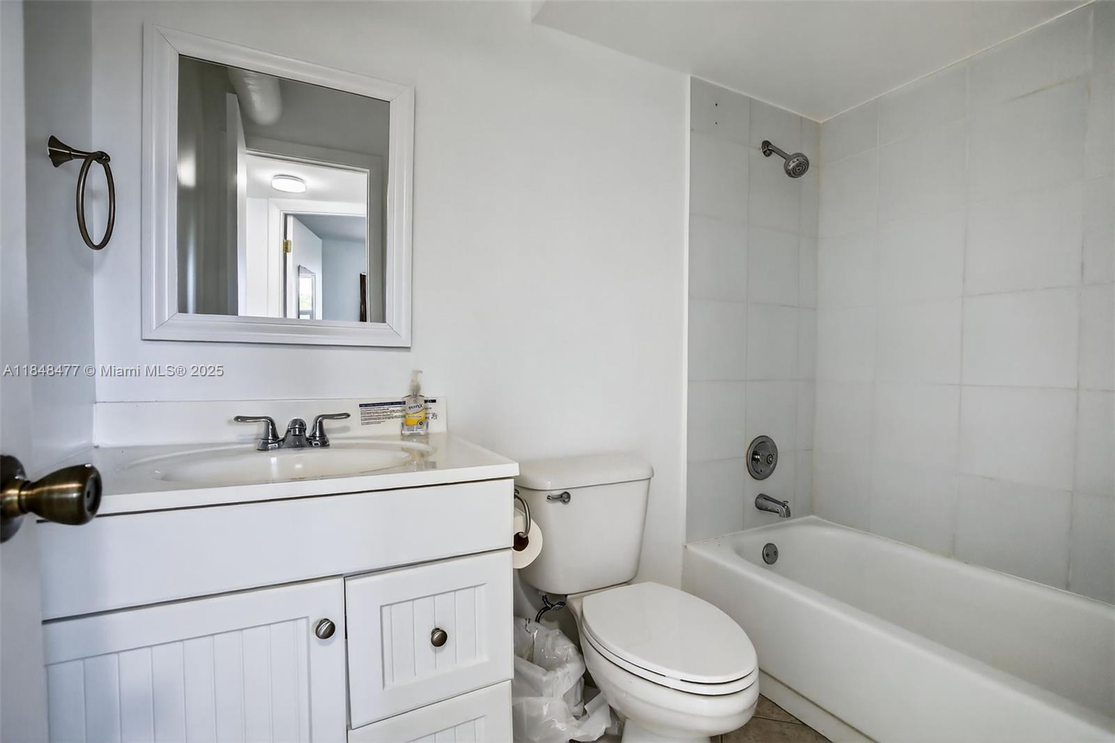 SUNRISE LAKES 73 CONDO - Residential