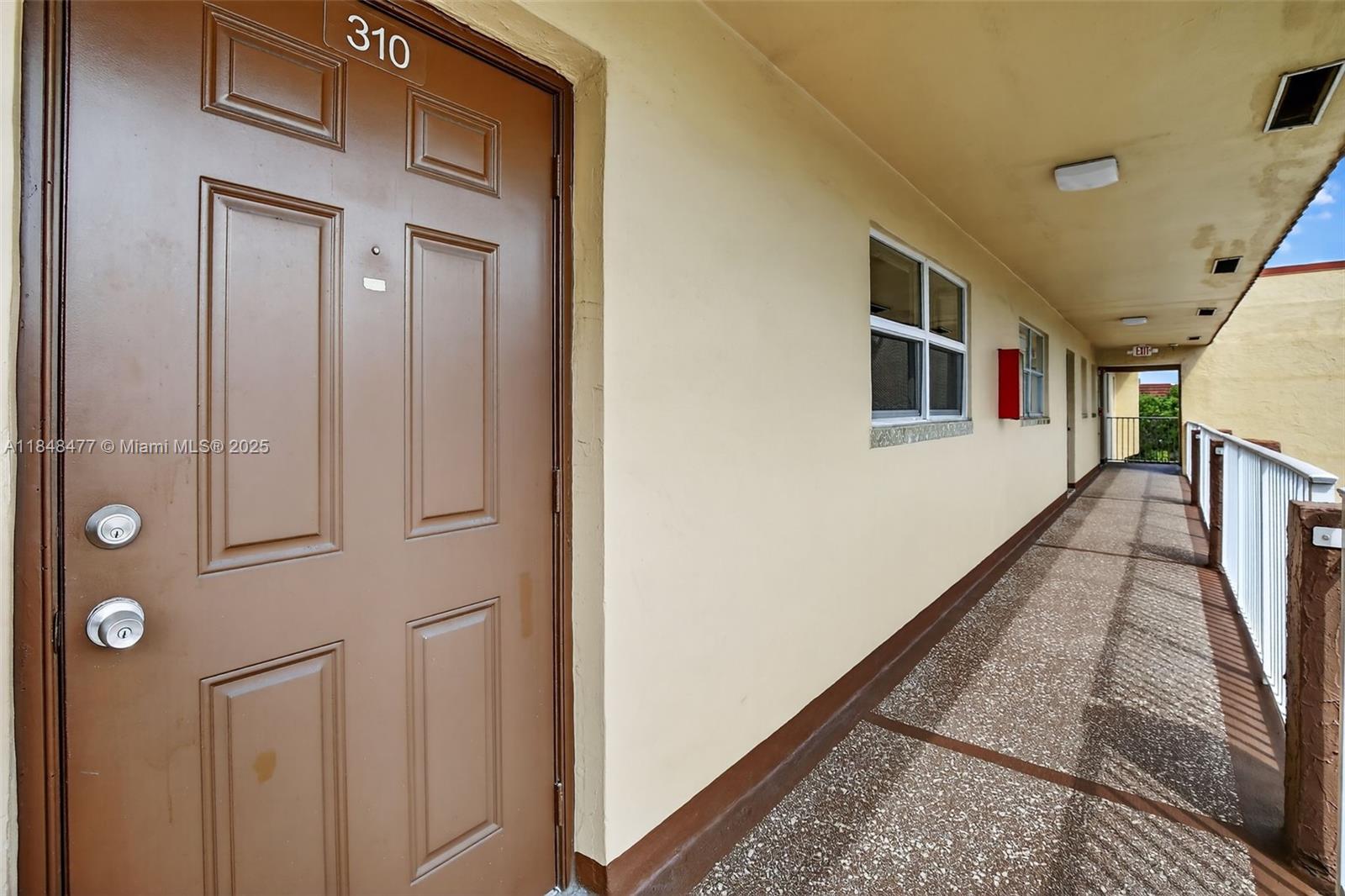 SUNRISE LAKES 73 CONDO - Residential