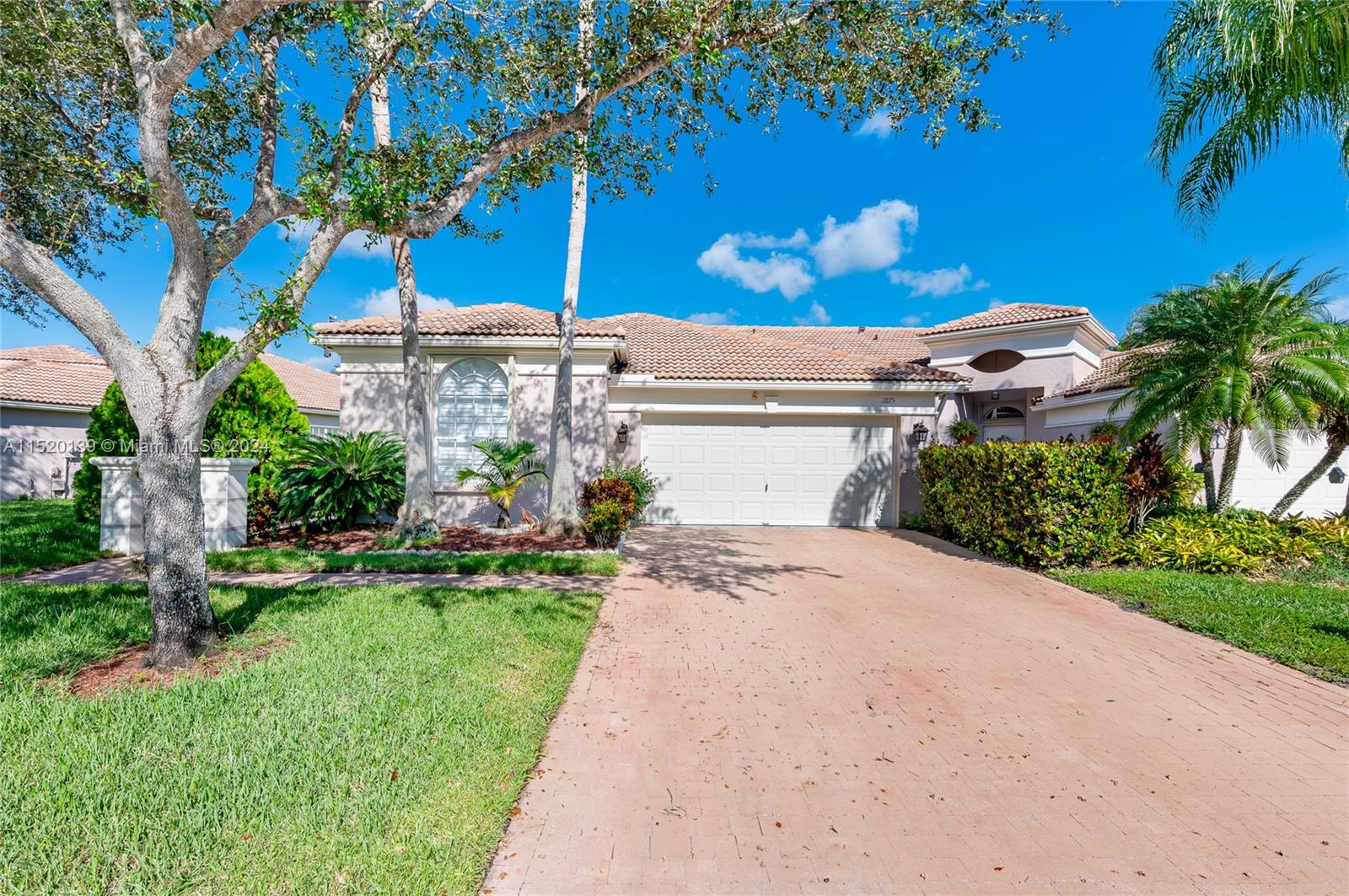 2675 Pyes Harbour, West Palm Beach, Palm Beach County, Florida - 3 Bedrooms  
2 Bathrooms - 