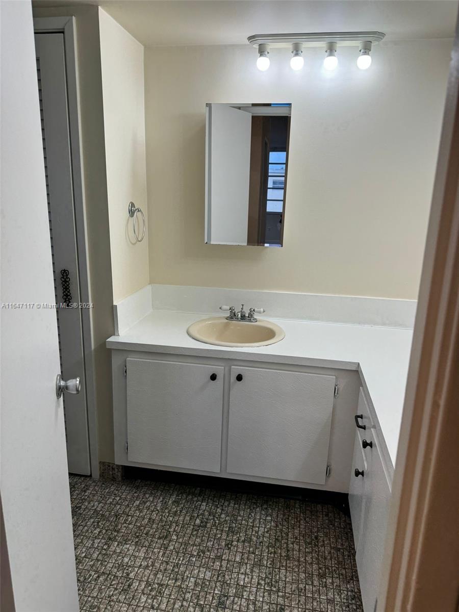 JADE WINDS GROUP ALLAMAND - Residential