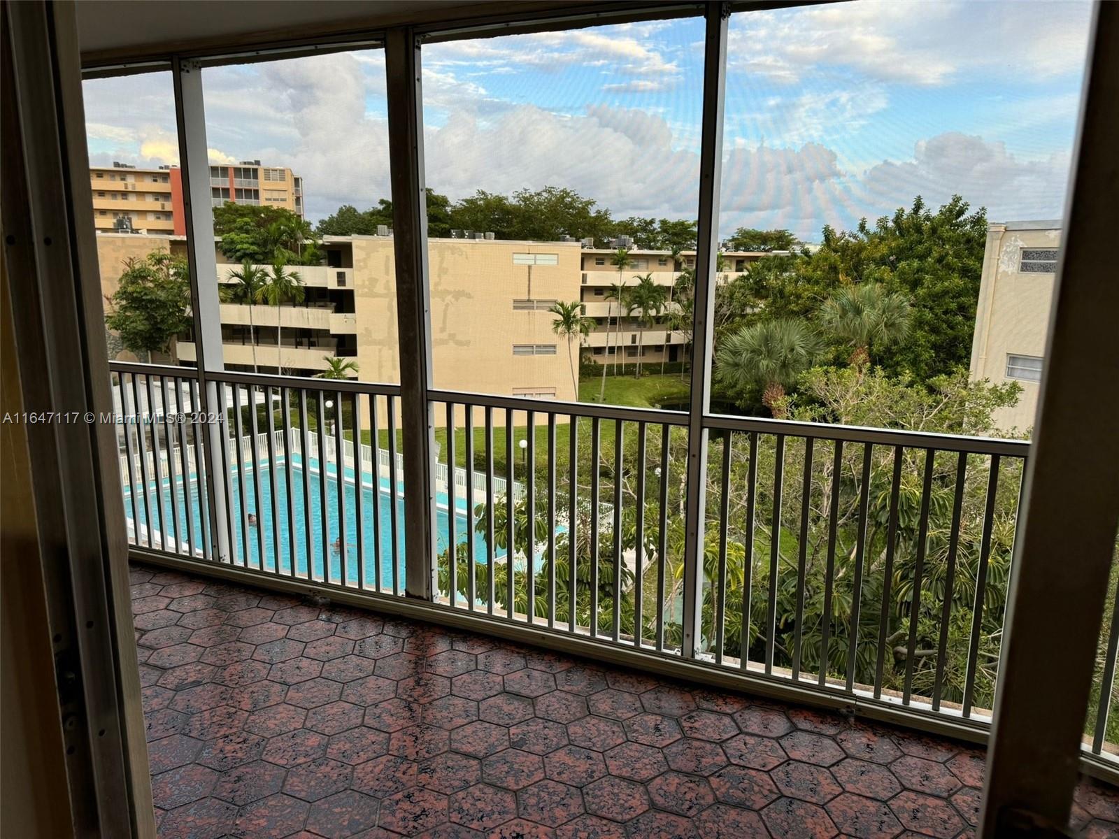 JADE WINDS GROUP ALLAMAND - Residential