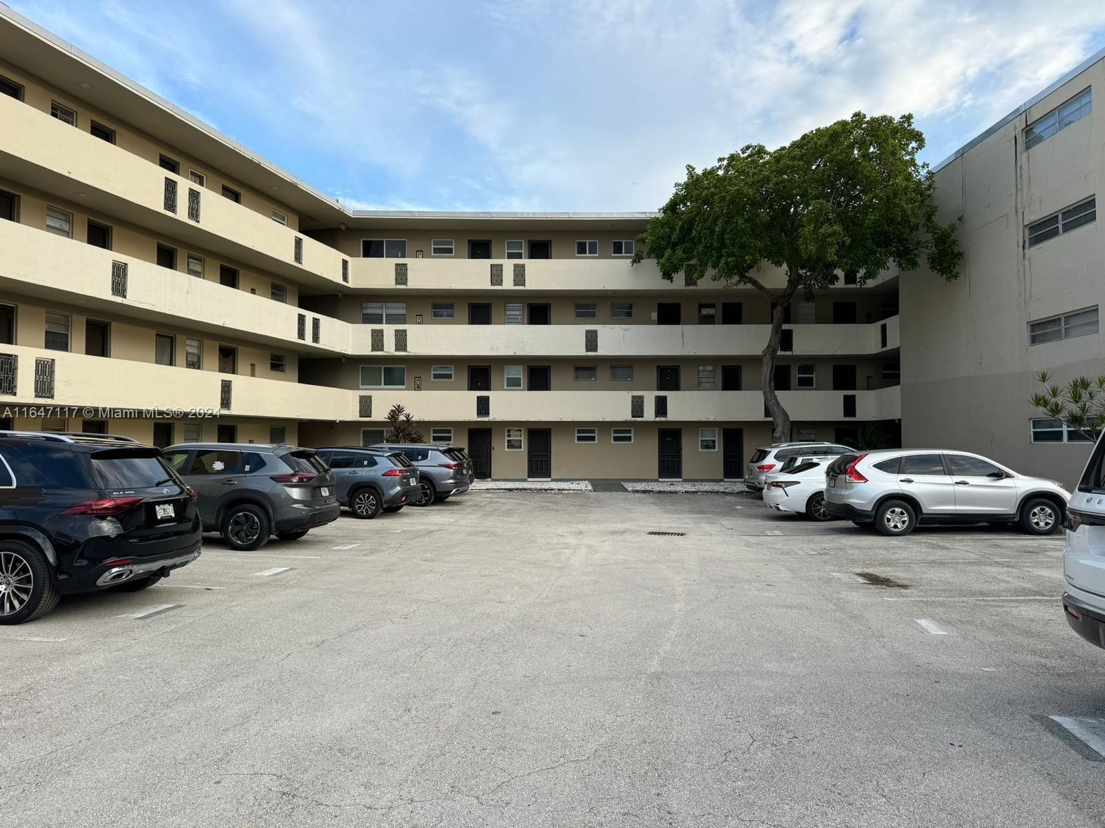 JADE WINDS GROUP ALLAMAND - Residential