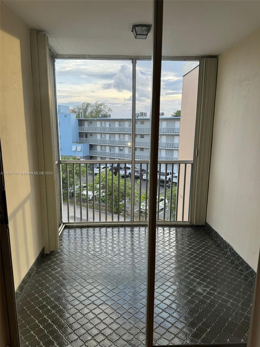 JADE WINDS GROUP ALLAMAND - Residential