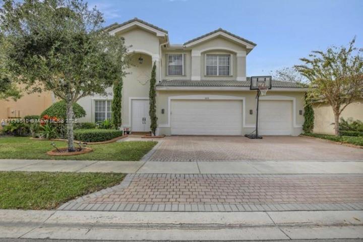 A beautiful move in ready 5/3 bedroom 2 story house in West Miramar. It has a clubhouse with swimming pool, wading pool, relaxing spa and a poolside shade pavilion. The club house also has state of the art fitness equipment in a recreation center. There a is a basketball court and 2 tennis courts .It's minutes away from I75, Shopping centers and restuarants