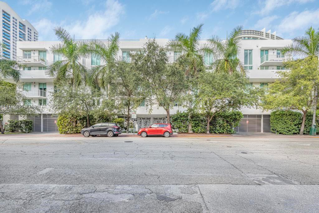 1428 West Ave 206, Miami Beach, Miami-Dade County, Florida - 2 Bedrooms  
2 Bathrooms - 