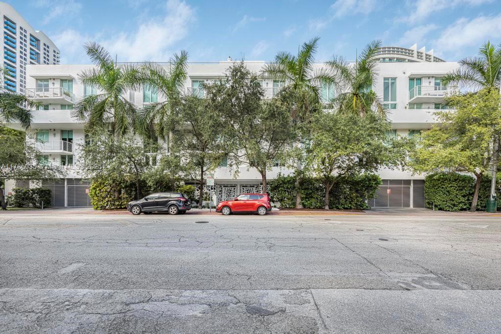 Rental Property at 1428 West Ave 206, Miami Beach, Miami-Dade County, Florida - Bedrooms: 2 
Bathrooms: 2  - $6,250 MO.