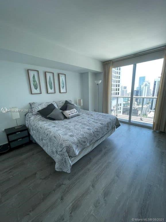 500 BRICKELL WEST CONDO - Residential