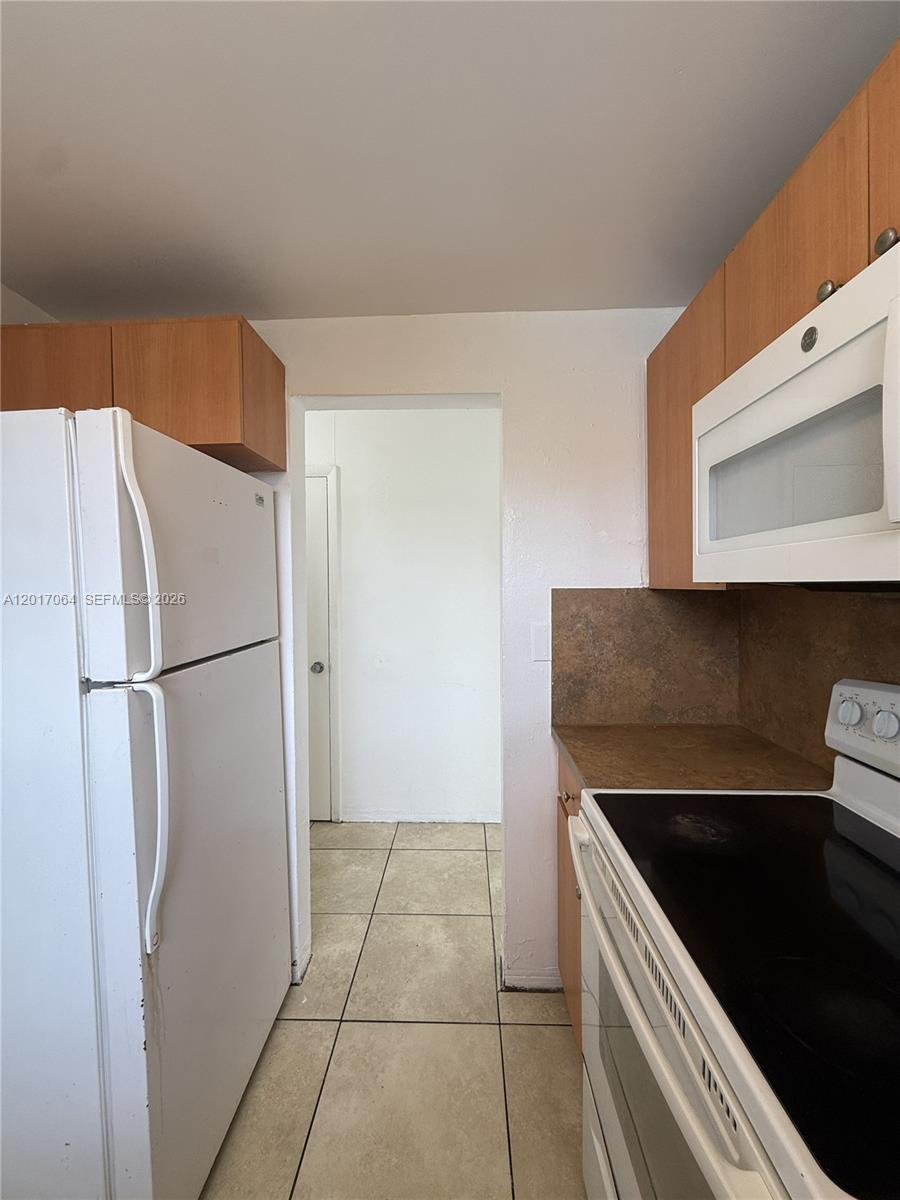 3100 W Flagler St 312