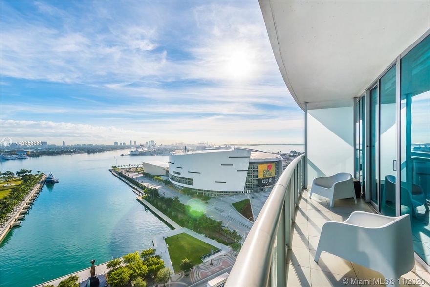 Unbelievable bay & city views await you in this stellar 1BD/1.5BA residence located in one of Downtown Miami’s most distinguished developments. Its spacious floorplan features tile and laminate floors throughout, half bathroom, walk in shower/tub in master bathroom and newly installed washer and dryer. Breathtaking views of Biscayne Bay and Downtown Miami can be enjoyed in its spacious balcony at all hours of the day! Building features two swimming pools, hot tub, volleyball court, gym, fitness center, lounge. Moments away from Metro mover stations, parks, PAMM and Frost museums, AAA and shopping destinations. Call today for more details!