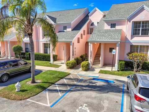 Photo of 101 Muirfield Ct #101D, Jupiter, FL 33458 (MLS # A11967856)