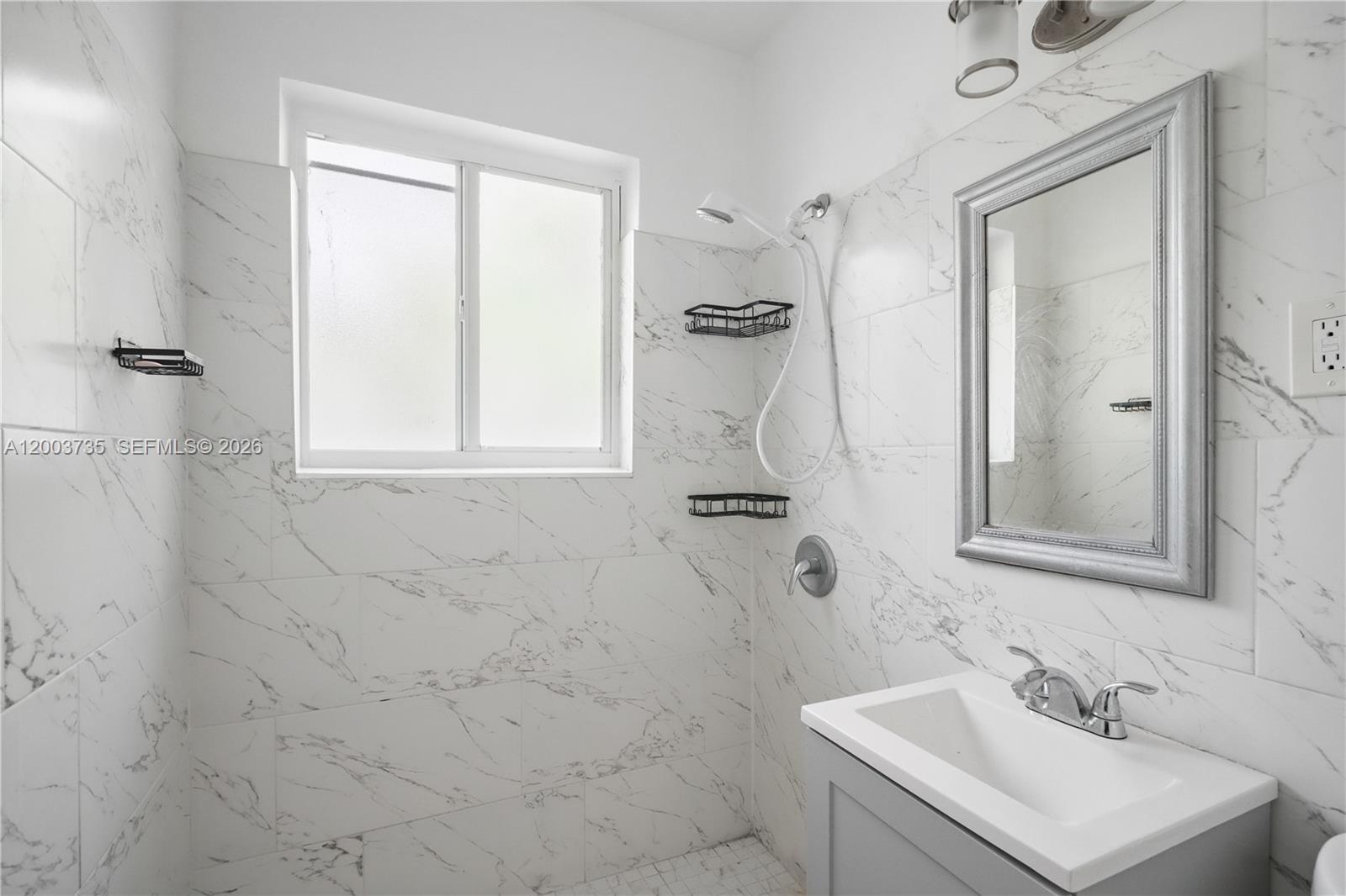 BISCAYNE BCH SUB - Residential Income