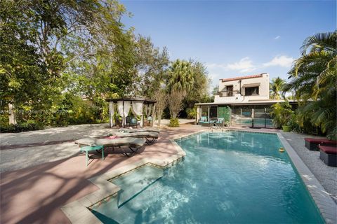 A home in Biscayne Park