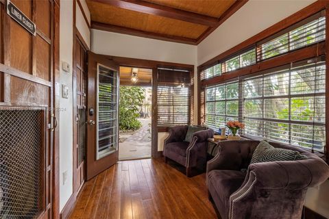 A home in Biscayne Park