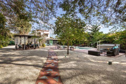 A home in Biscayne Park