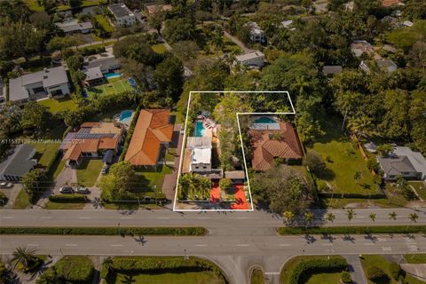 A home in Biscayne Park