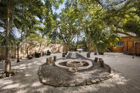 A home in Biscayne Park