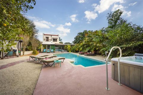 A home in Biscayne Park