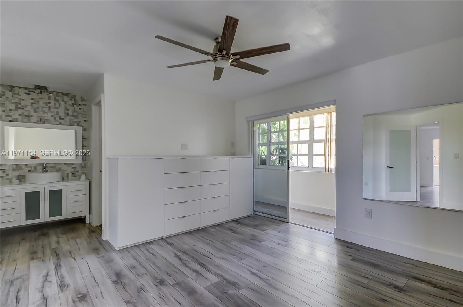 SUNSET HARBOUR SEC VI - Residential