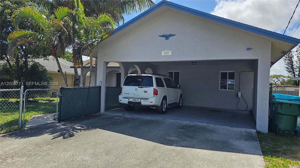 Photo of 117 NW 11th Ave #117, Dania Beach, FL 33004 (MLS # A12003713)