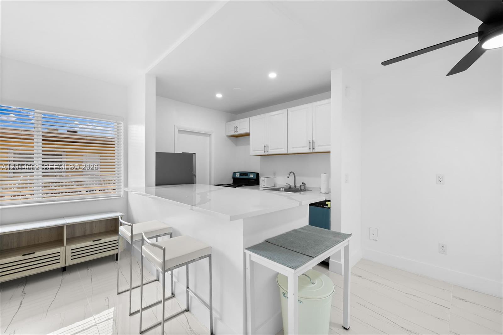MIMO ON THE BEACH V CONDO - Residential Lease
