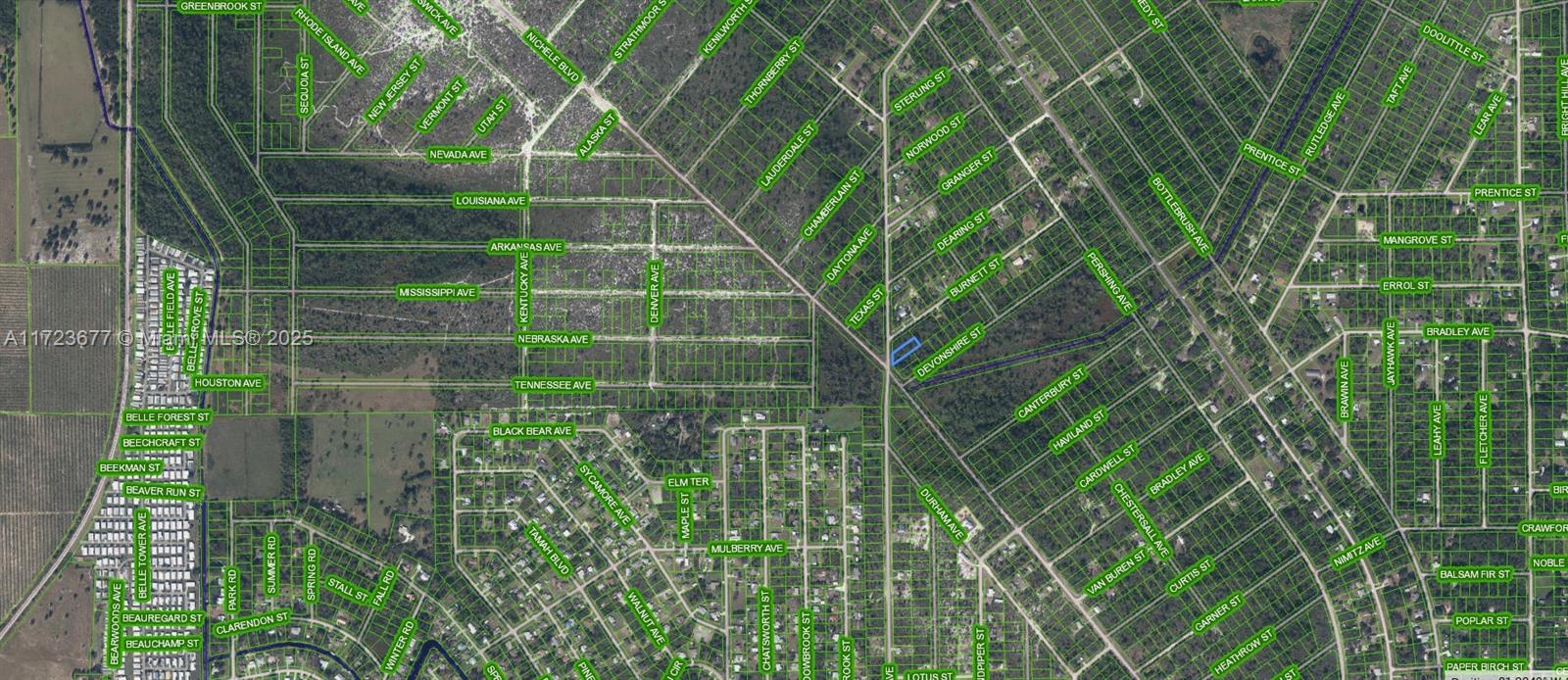 HIGHLANDS PARK - Land