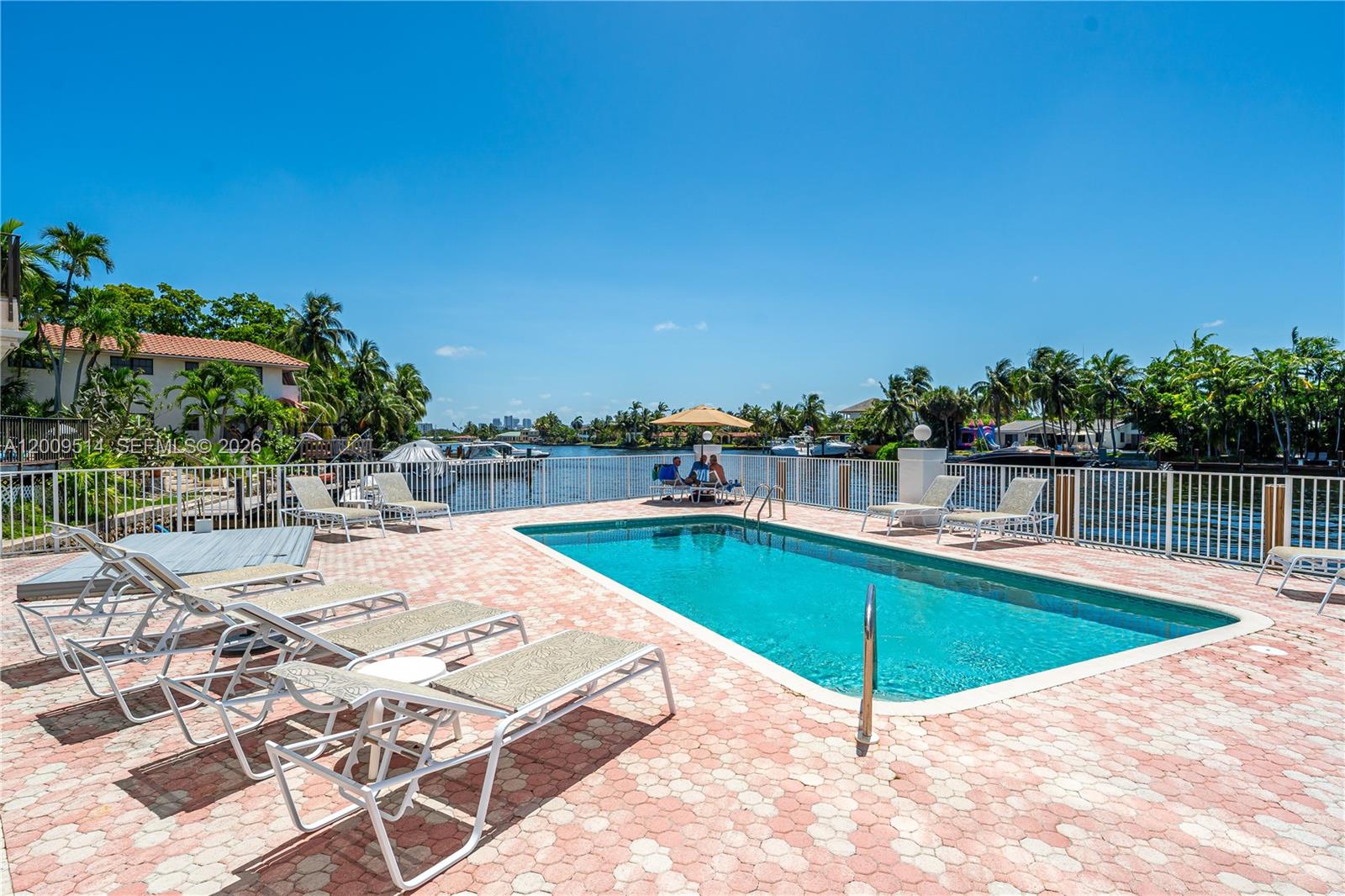 RIVERS BEND CONDO - Residential