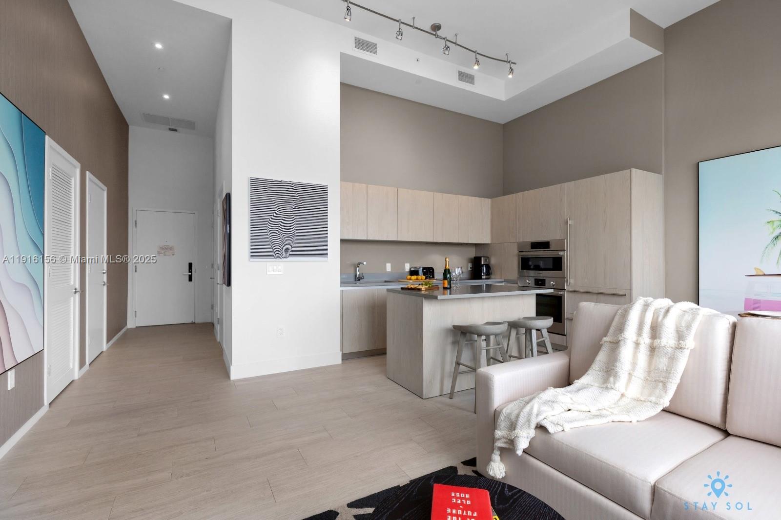 4010 SOUTH OCEAN CONDO - Residential