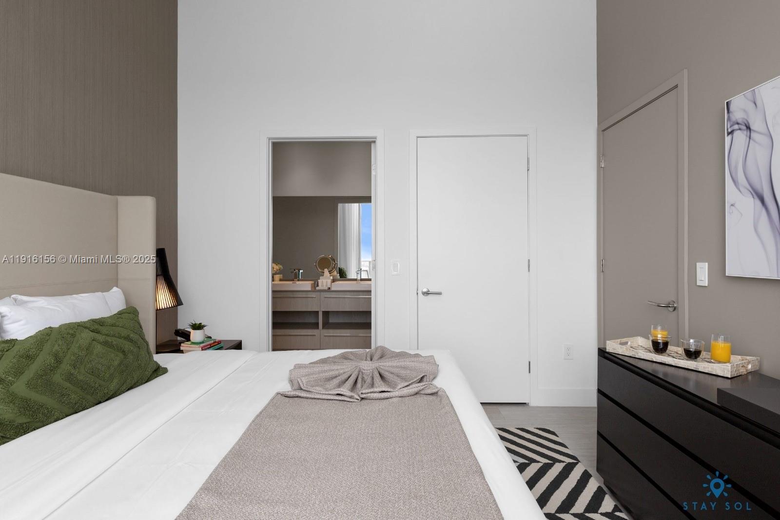 4010 SOUTH OCEAN CONDO - Residential