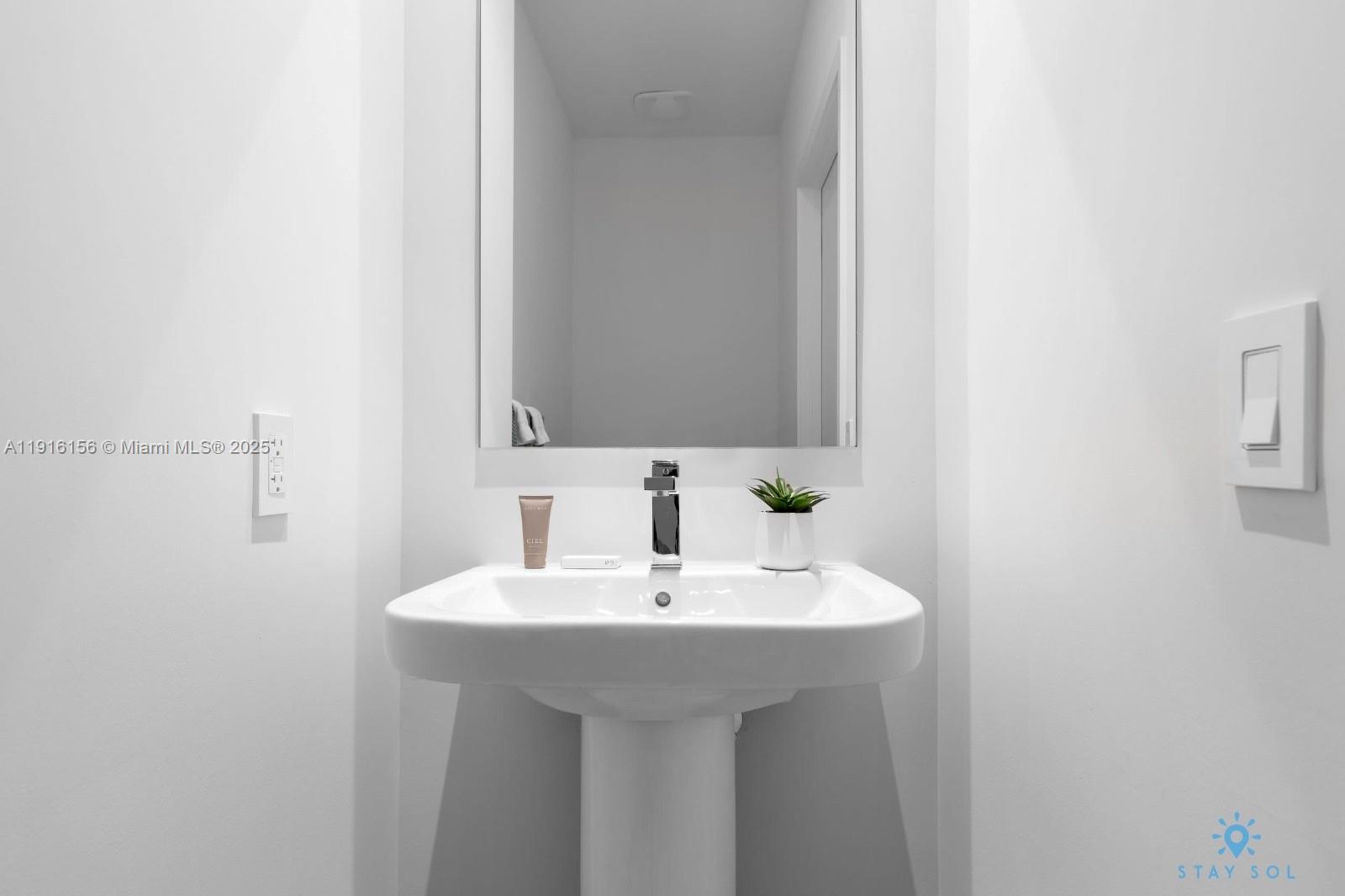 4010 SOUTH OCEAN CONDO - Residential