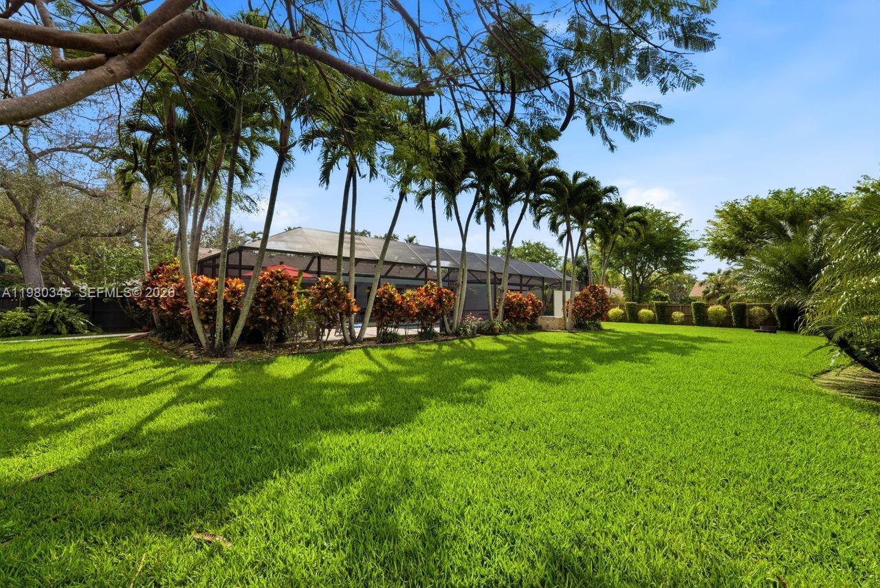 CHARLOTTE ESTATES - Residential