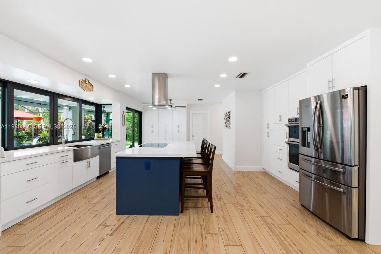 CHARLOTTE ESTATES - Residential