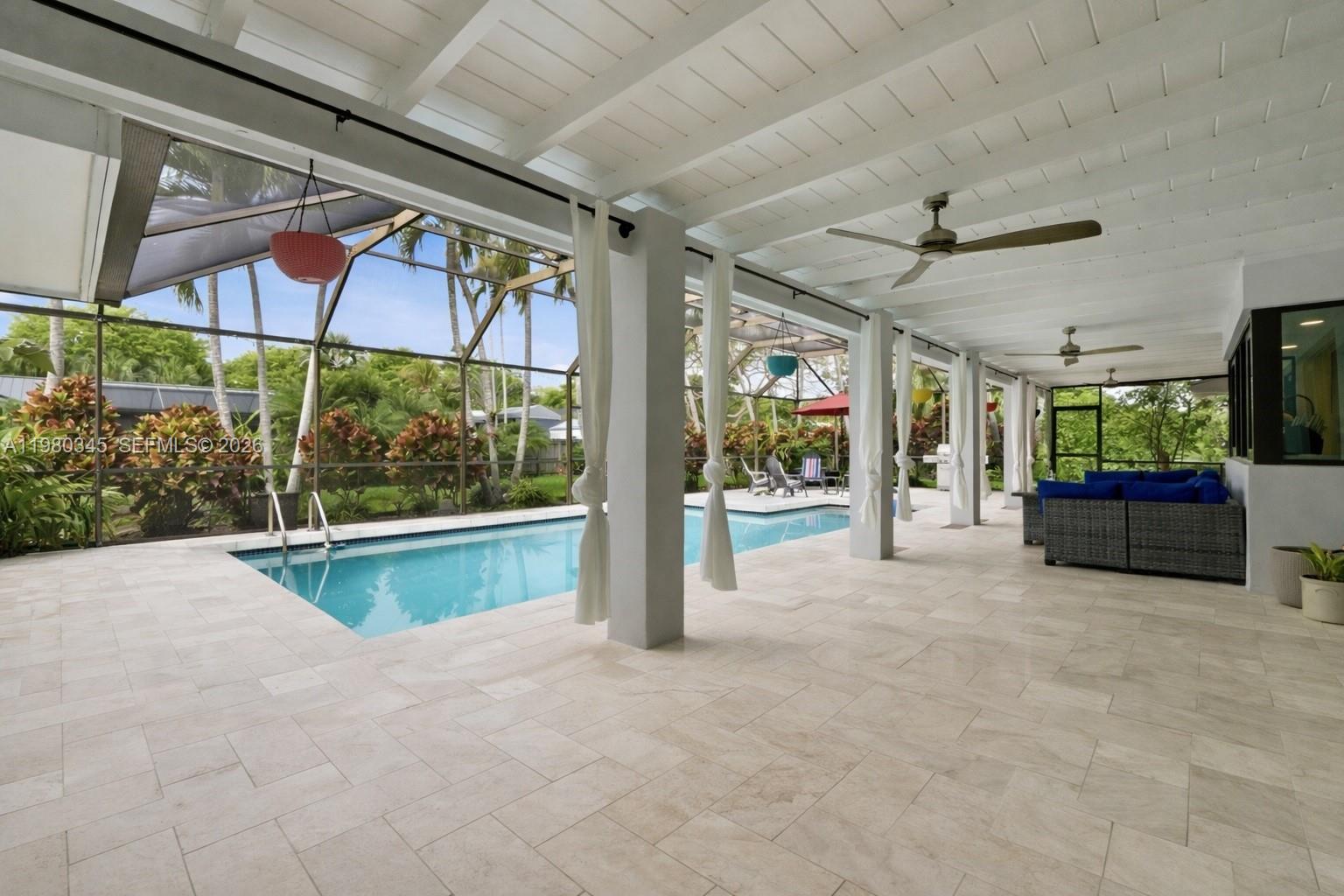 CHARLOTTE ESTATES - Residential