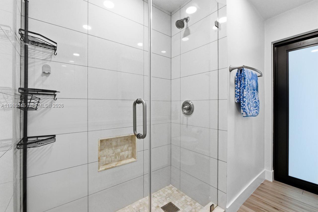 CHARLOTTE ESTATES - Residential