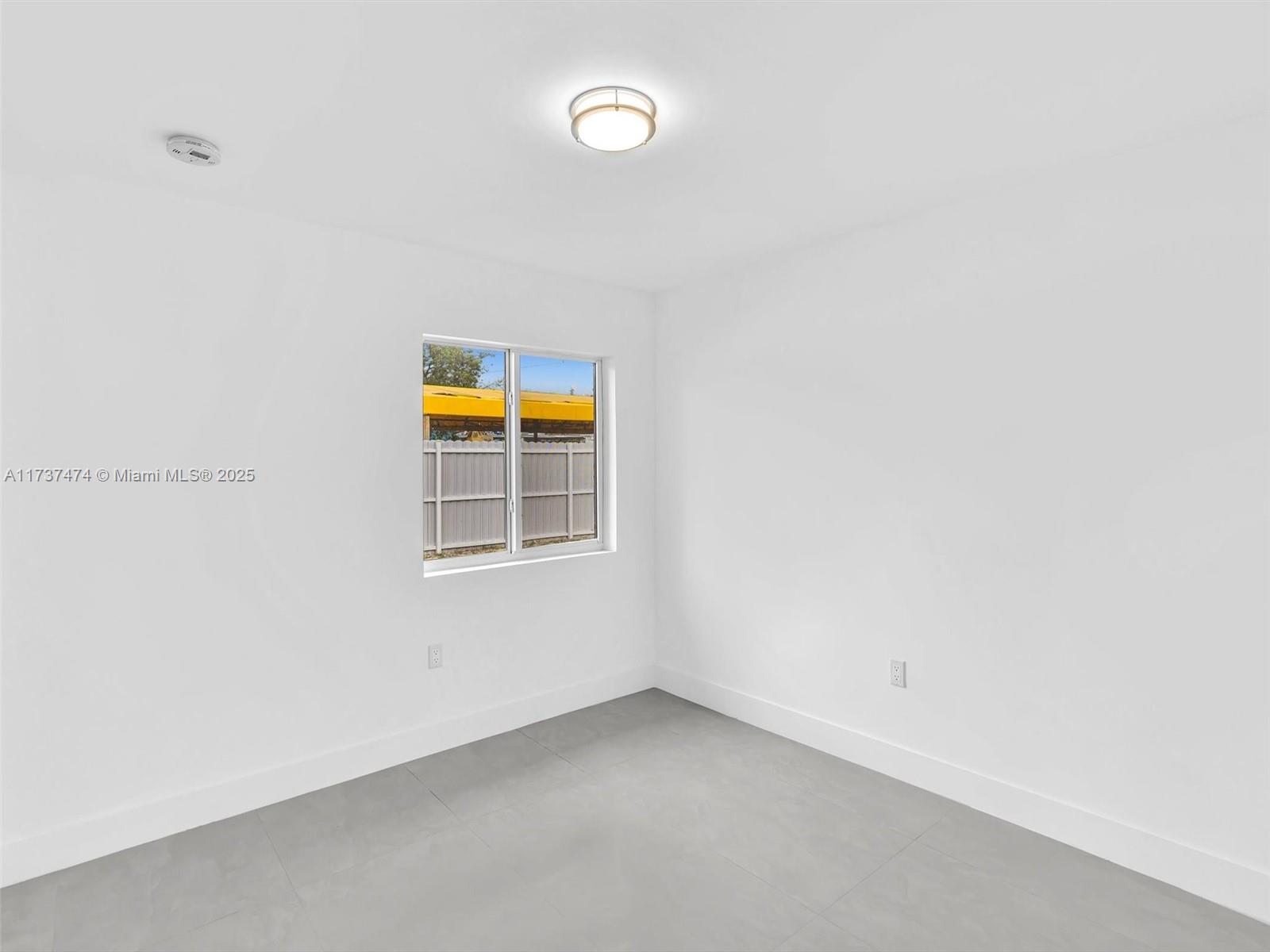 IRONS MANOR HIGH PINE ADD - Residential