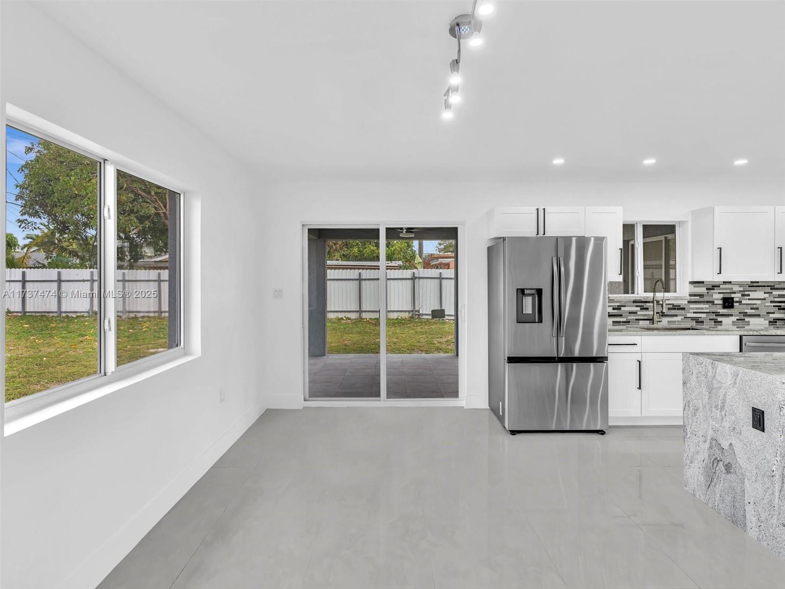 IRONS MANOR HIGH PINE ADD - Residential