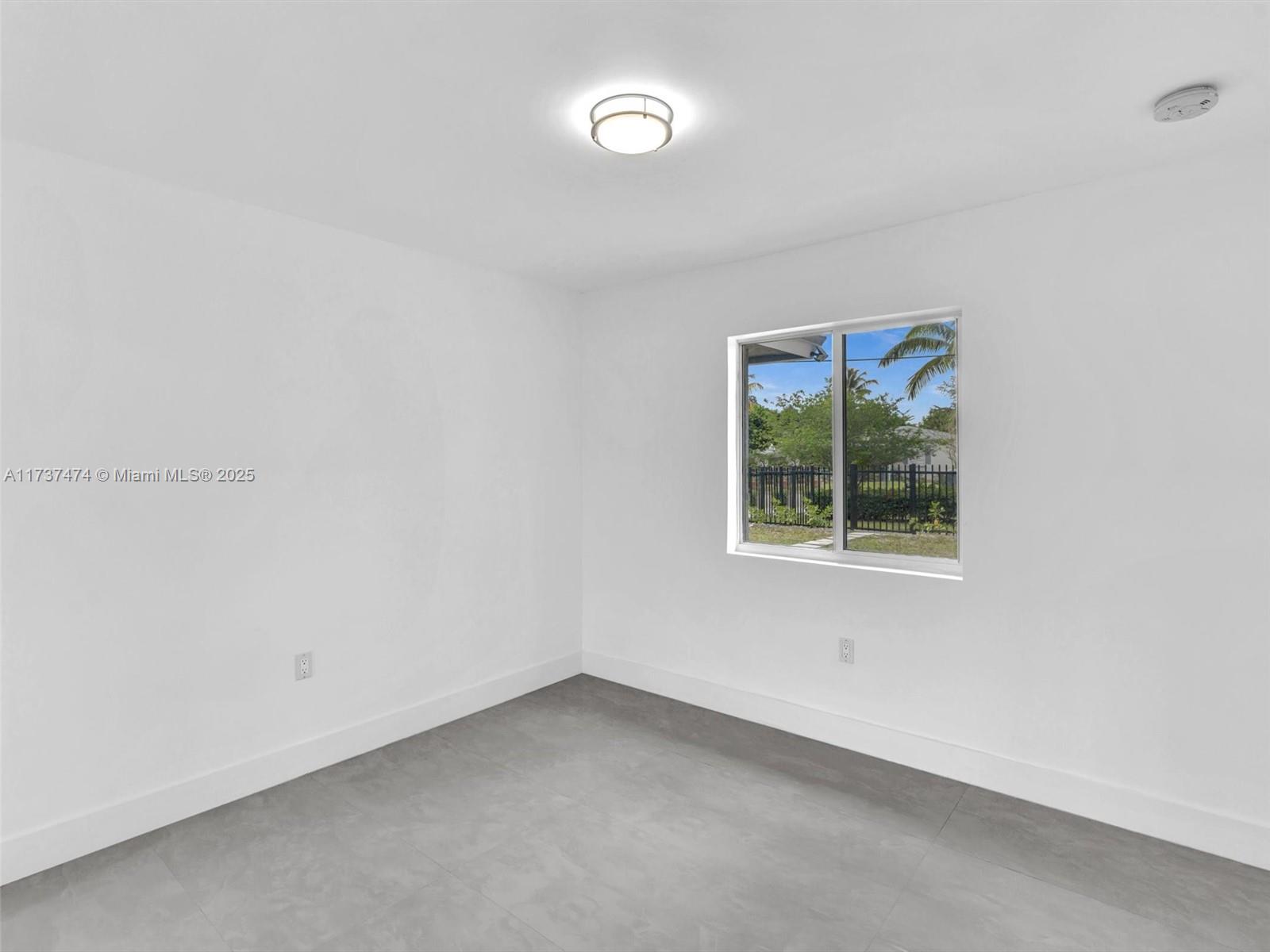 IRONS MANOR HIGH PINE ADD - Residential
