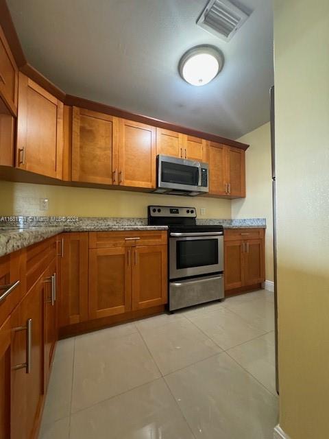 Property for Sale at 10018 Nw 4th St 203, Pembroke Pines, Miami-Dade County, Florida - Bedrooms: 2 
Bathrooms: 2  - $265,000