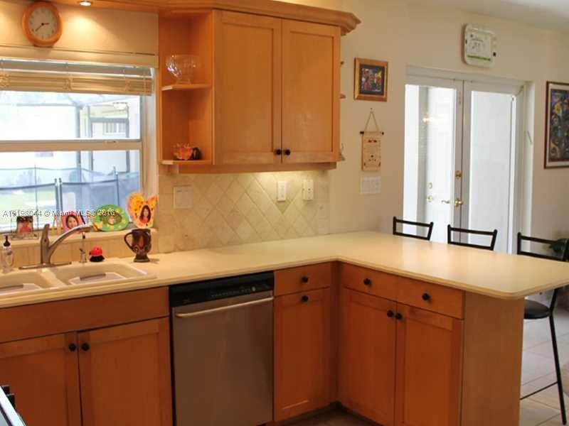 UNIVERSITY PINES - Residential