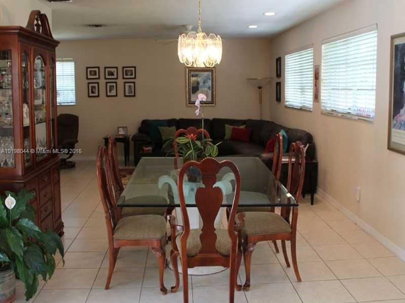 UNIVERSITY PINES - Residential