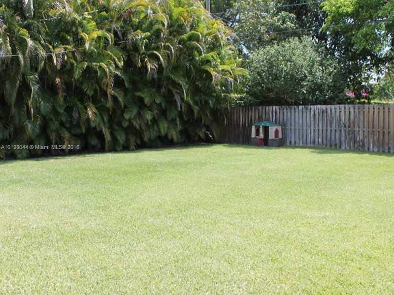 UNIVERSITY PINES - Residential