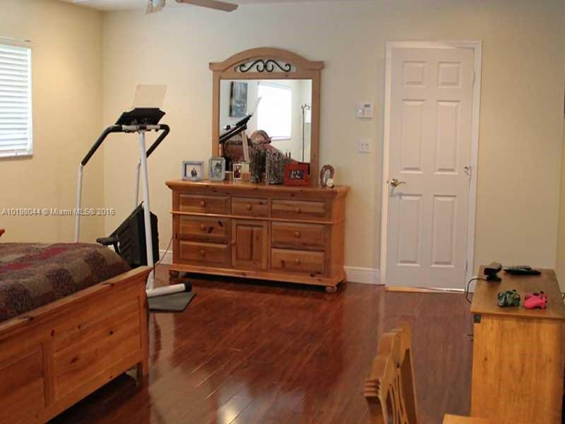 UNIVERSITY PINES - Residential