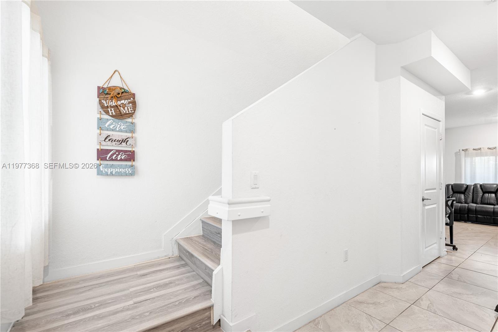 TROPICAL BREEZE TOWNHOUSE - Residential