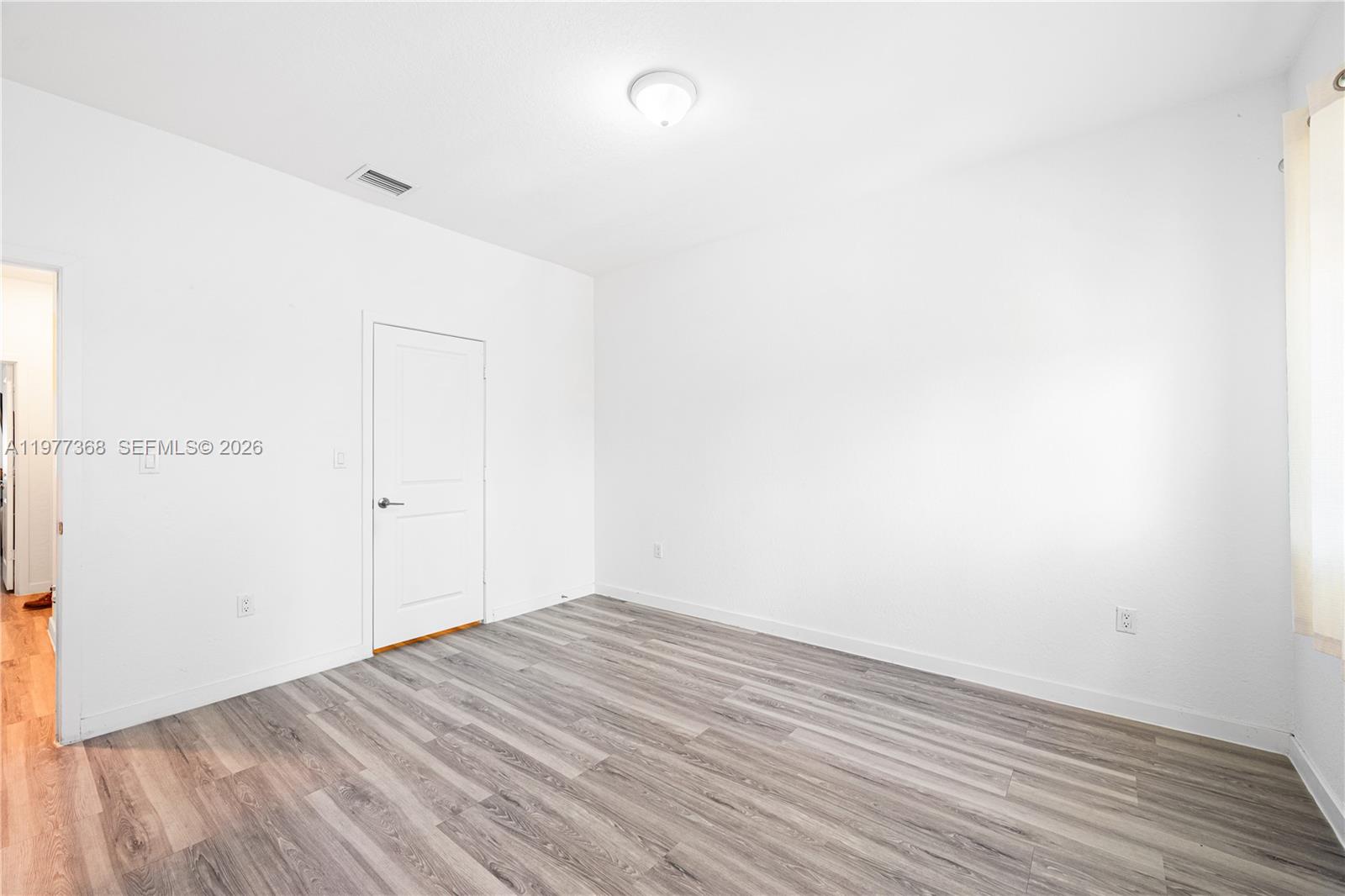 TROPICAL BREEZE TOWNHOUSE - Residential