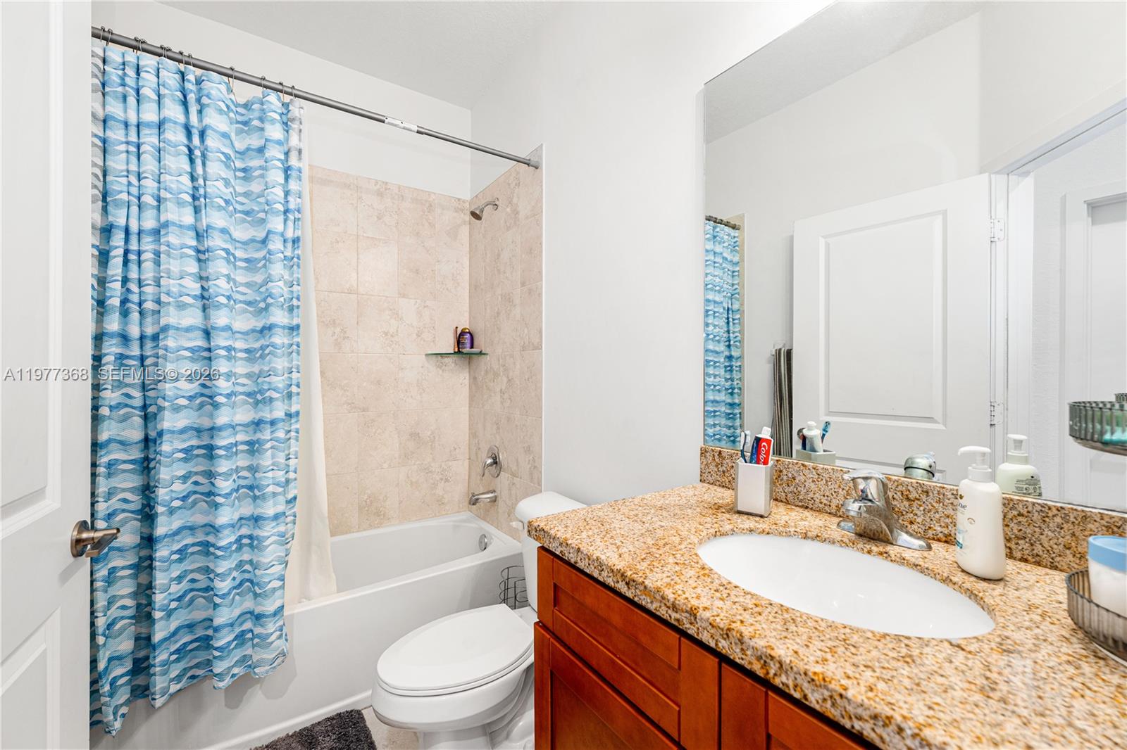 TROPICAL BREEZE TOWNHOUSE - Residential