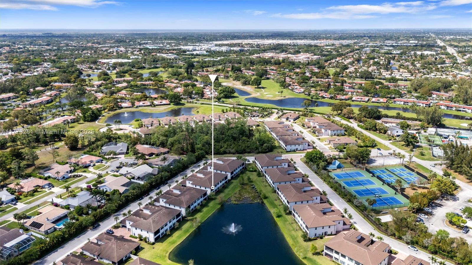 BOCA FLORES - Residential
