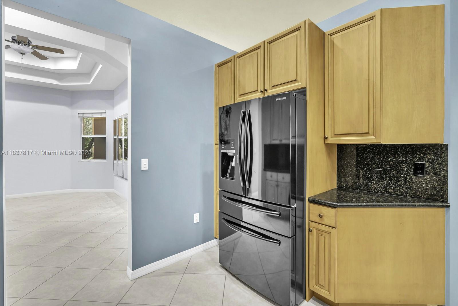 LAGO ESTATES - Residential