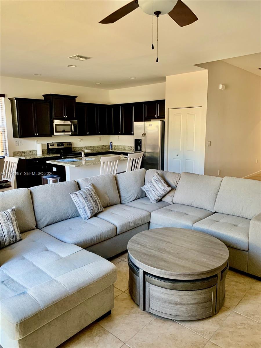 HEMINGWAY POINT - Residential