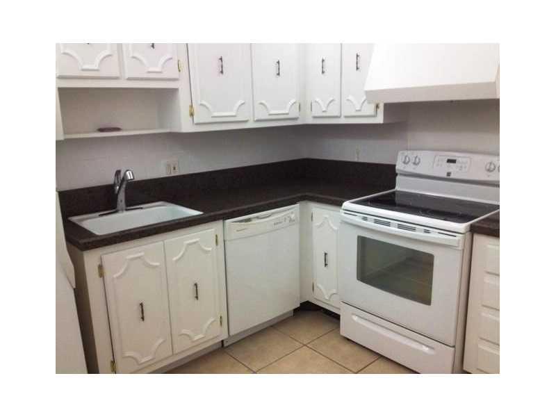 ADMIRALS pORT - Residential Lease