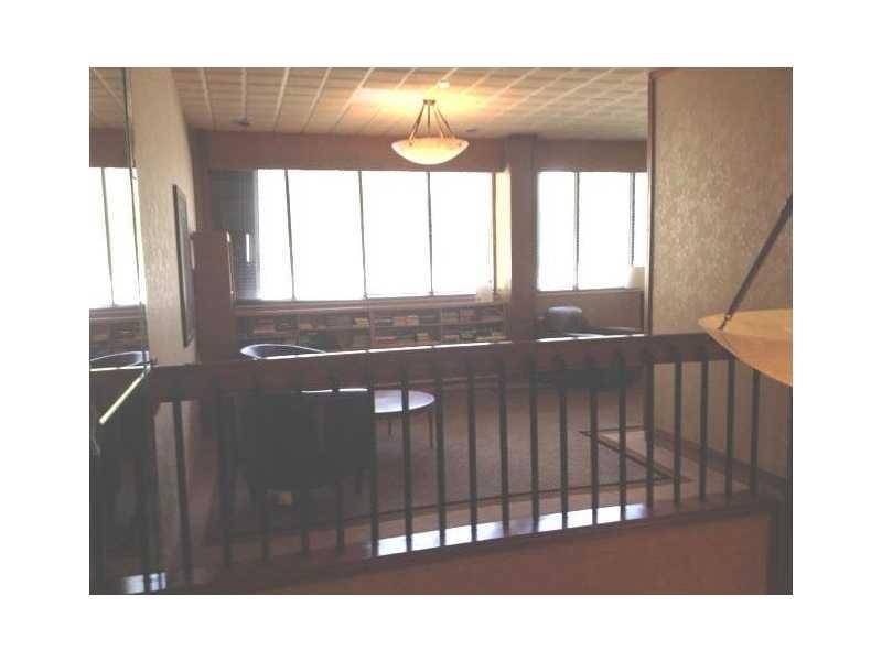 ADMIRALS pORT - Residential Lease